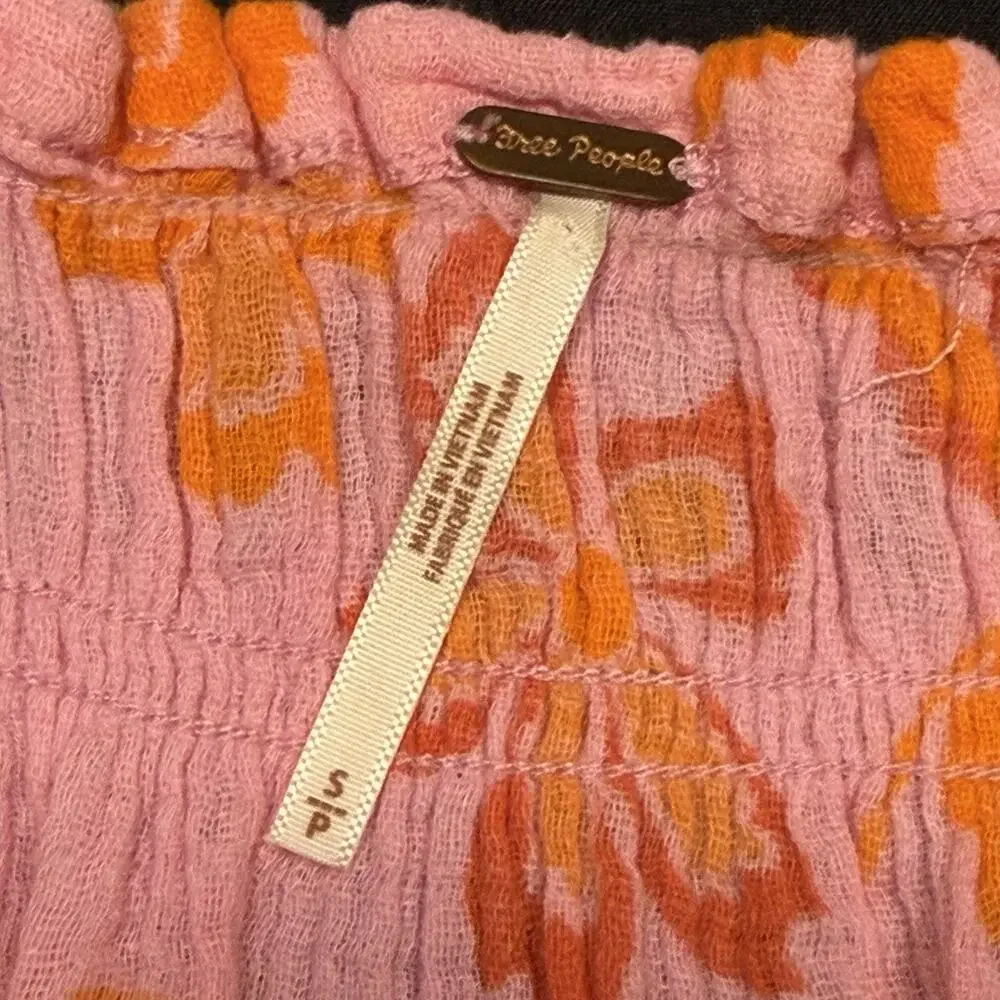 Free People details you